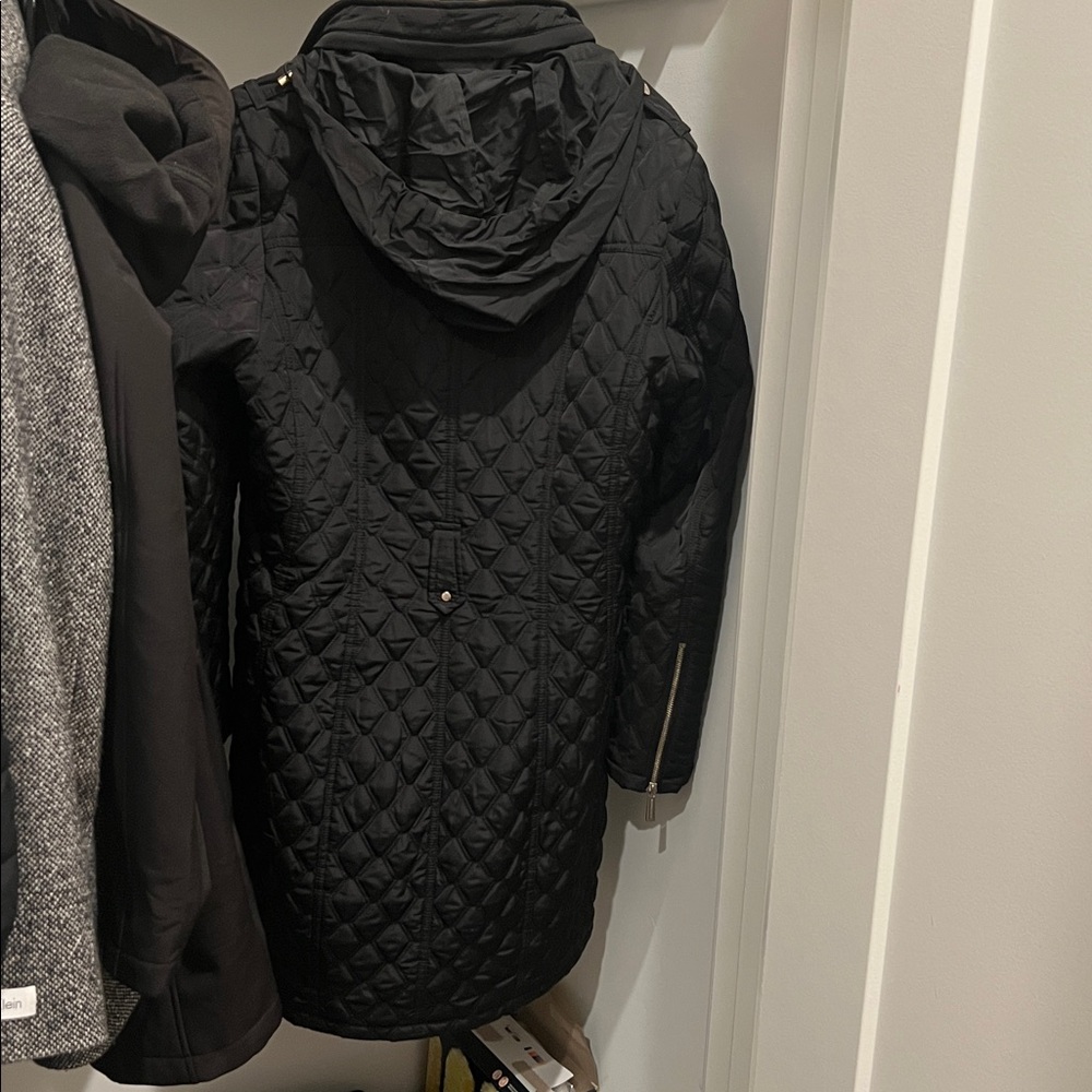 Michael Kors Black Quilted Puffer Coat with Gold Hardware - Picture 3 of 3